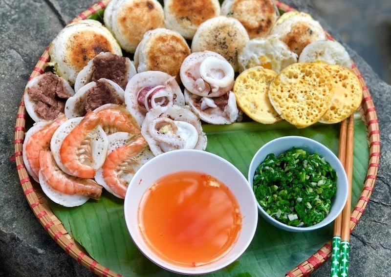 海鮮煎餅 (Banh Can Hai San)