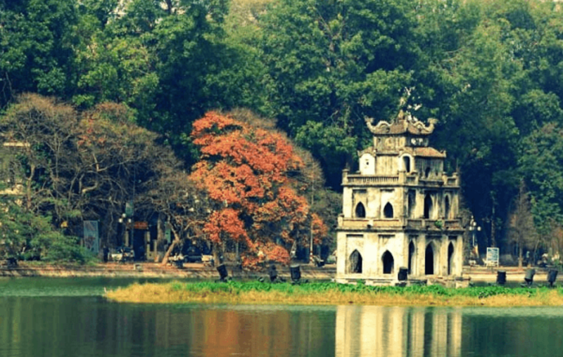 还剑湖（Hoàn Kiếm Lake）