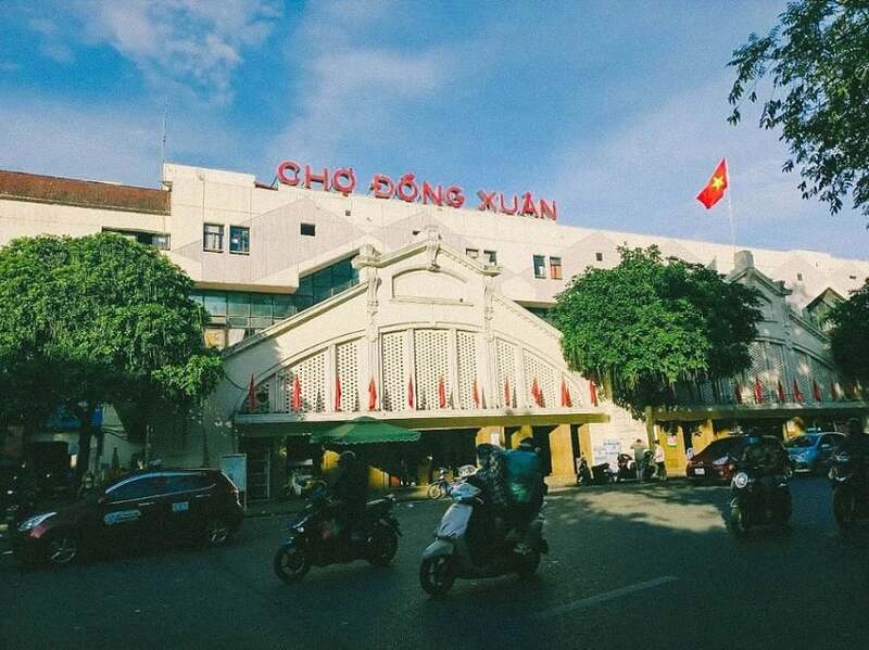 同春市場（Dong Xuan Market）