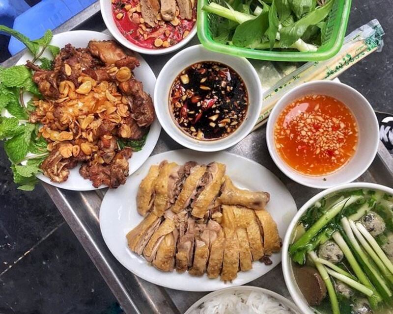 鴨肉蒜蓉（Ngan Cháy Tỏi)