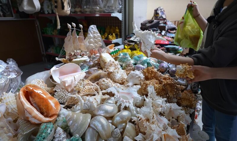 Dam Market市場左翼區
