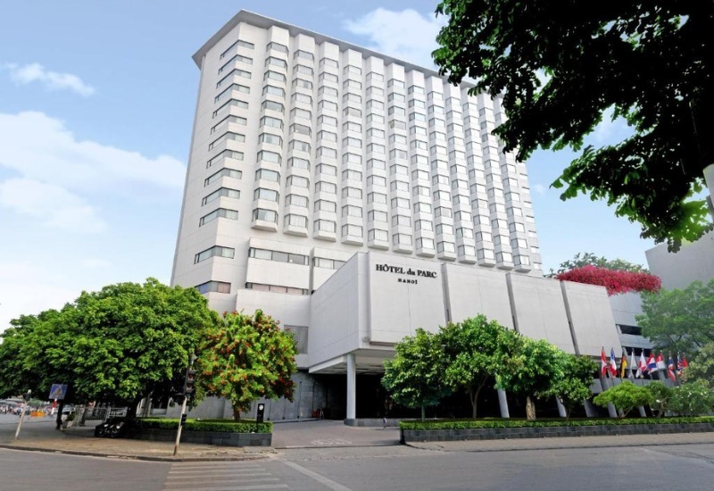 河內巴黎酒店距離三母湖僅1.2公里,對遊客來說非常方便。
