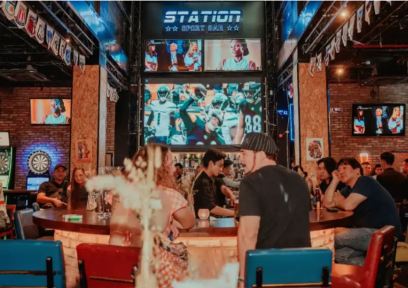 從LED大螢幕到店內氛圍,都展現出無限的運動熱情