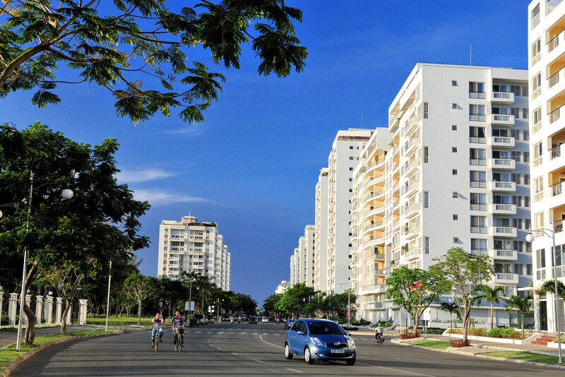 從機場前往富美興都市區