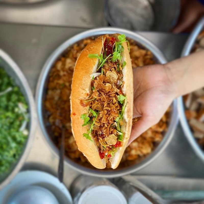 會安市場以美味的法國麵包而著稱