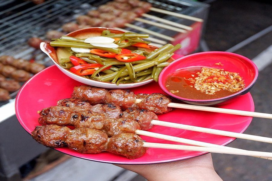 Cái Răng烤肉捲（Nem nướng Cái Răng）