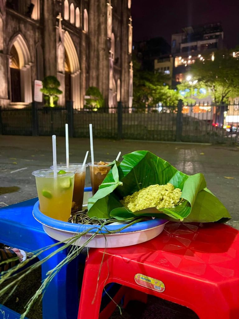 夜晚輕鬆地品嚐一杯檸檬茶，也是河內一種可愛的文化特色。