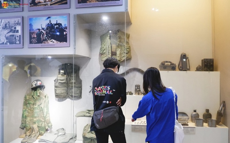 二樓是展示峴港在抗法和抗美戰爭期間的許多歷史文物的區域