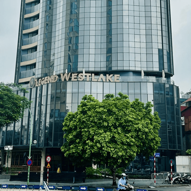 Legend Westlake Hotel 的現代且溫馨的空間令人放鬆。