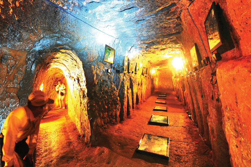 永穆地道地下通道內的景象。