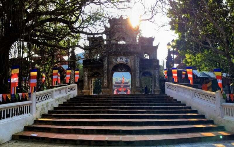 香寺，又被稱為香積寺等名稱。