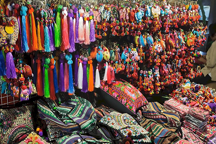 充滿下龍特色的紀念品