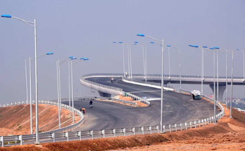 河內去海防高速公路是您出行時應優先考慮的路線之一。