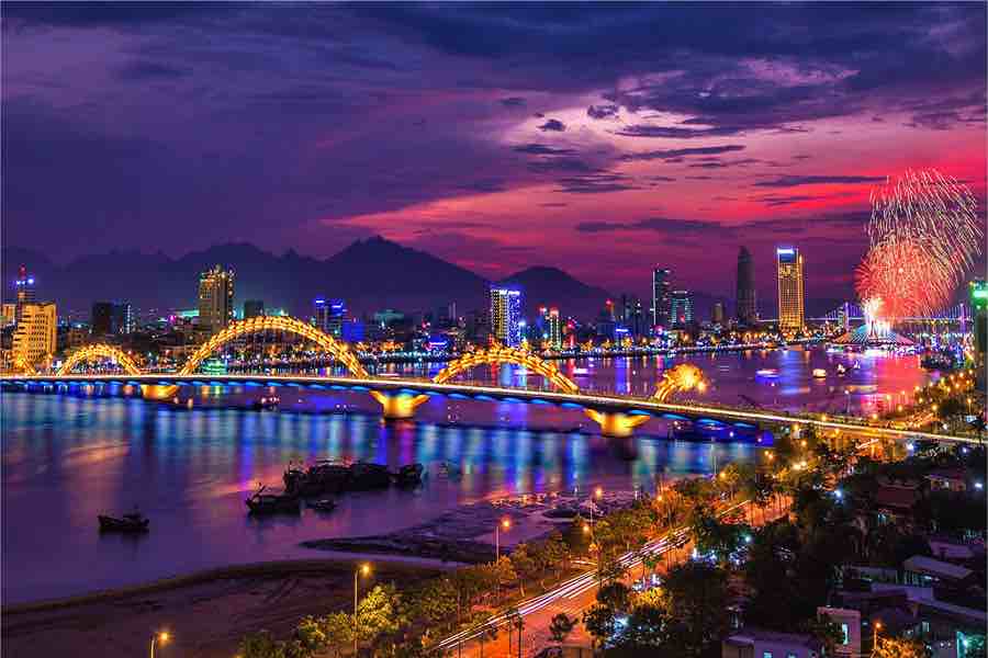 峴港