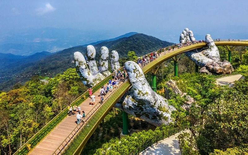 峴港融合城市景觀、文化古蹟與海灘，適合喜歡深度探索的旅客。 