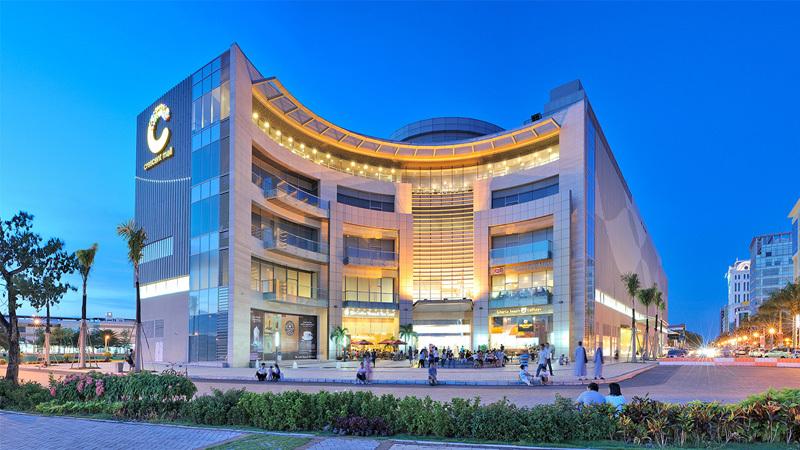 Crescent Mall 集合購物、美食與娛樂，是富美興最具代表性的休閒地標之一 