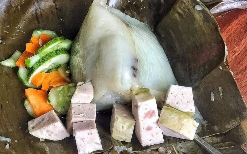 這是西貢地區搭配越南扎肉的典型小菜 