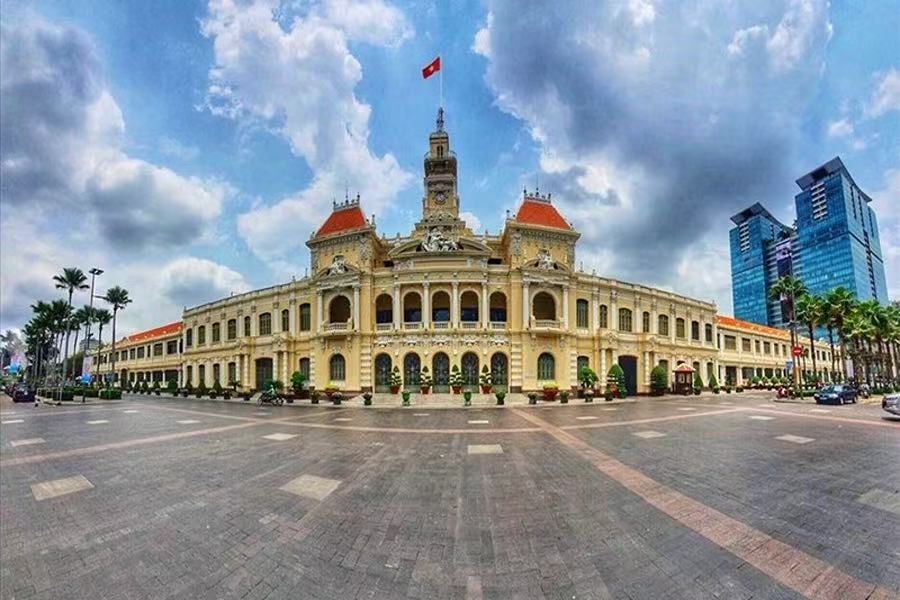 胡志明市人民委員會大廳